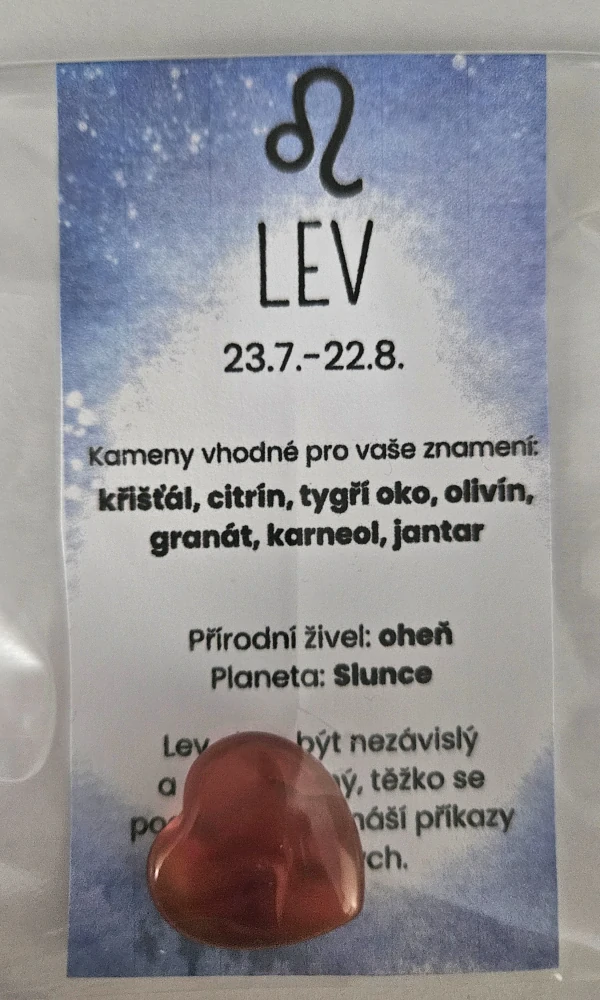 Minerál ve tvaru srdce podle znamení zvěrokruhu - Lev - Karneol 