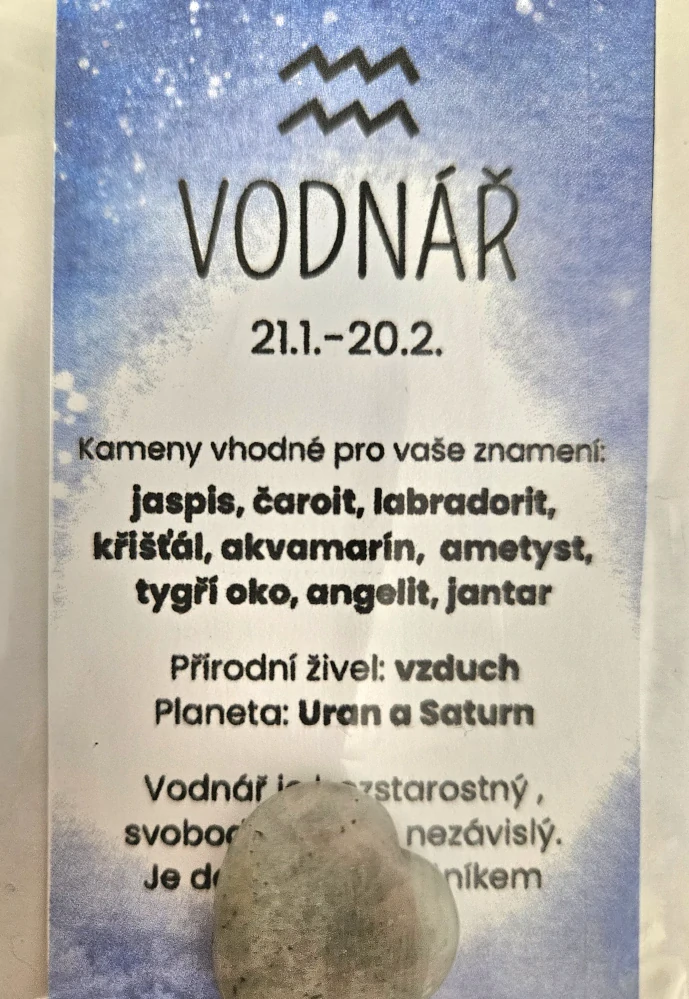 Minerál ve tvaru srdce podle znamení zvěrokruhu - Vodnář - Labradorit