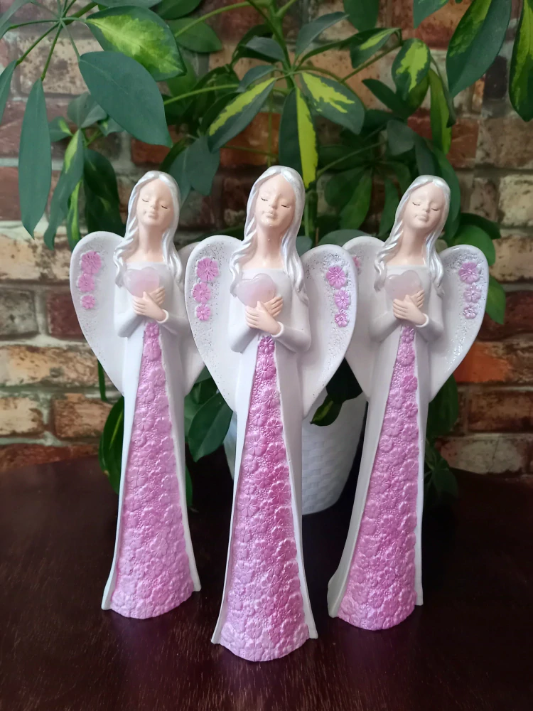 Sádrová Andělka s  Minerálem  - RŮŽENÍN  