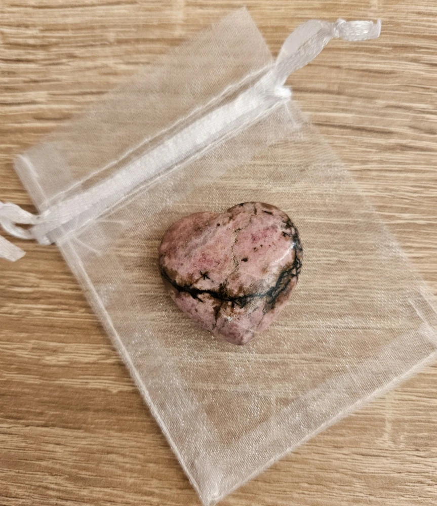 Srdce Rodonit 30x30 mm v praktickém pytlíčku 
