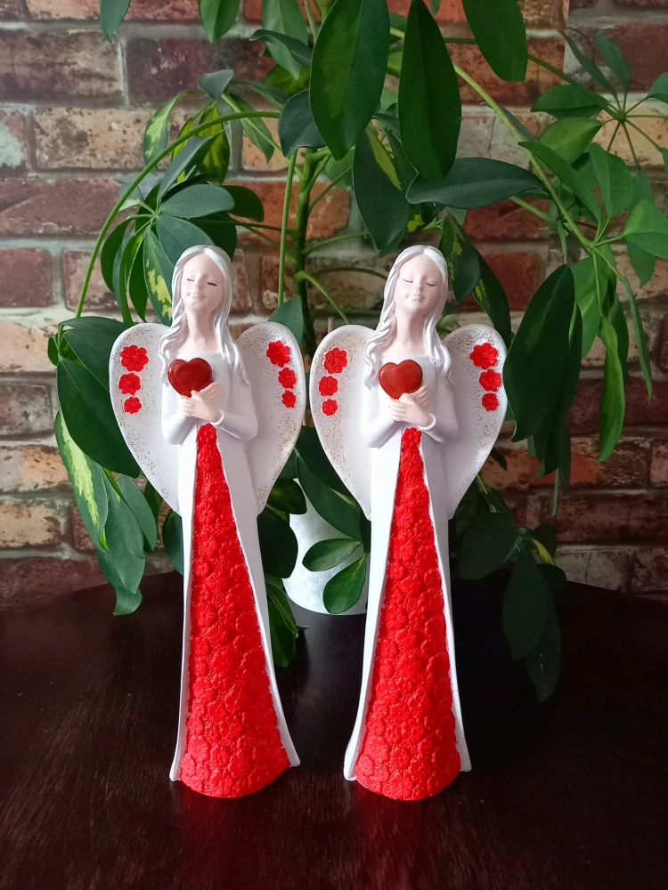 Sádrová Andělka s Minerálem - JASPIS ČERVENÝ