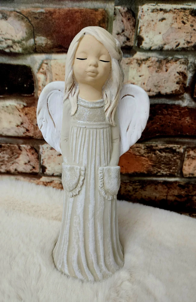 Andělka Terezka – holčička (béžová), výška 26 cm - sádra 