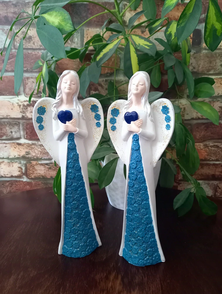 Sádrová Andělka s Minerálem - LAPIS LAZULI 