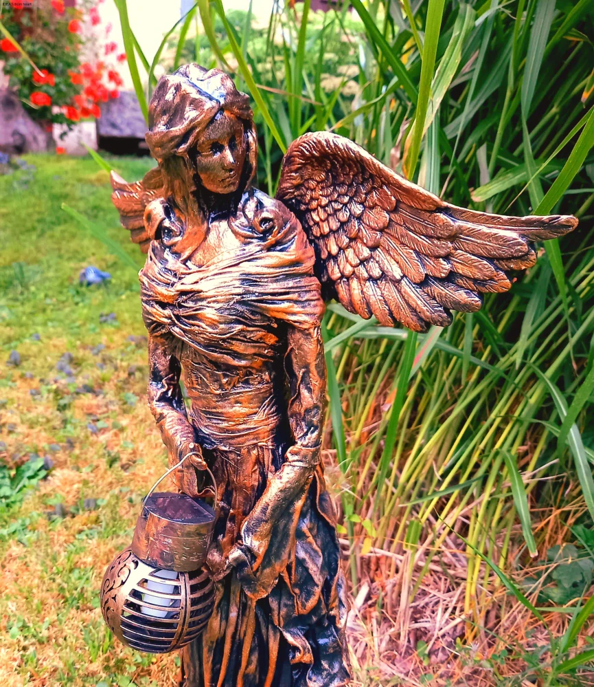 Andělka 72 cm v měděné barvě se solární lucernou - zahradní socha - Powertex