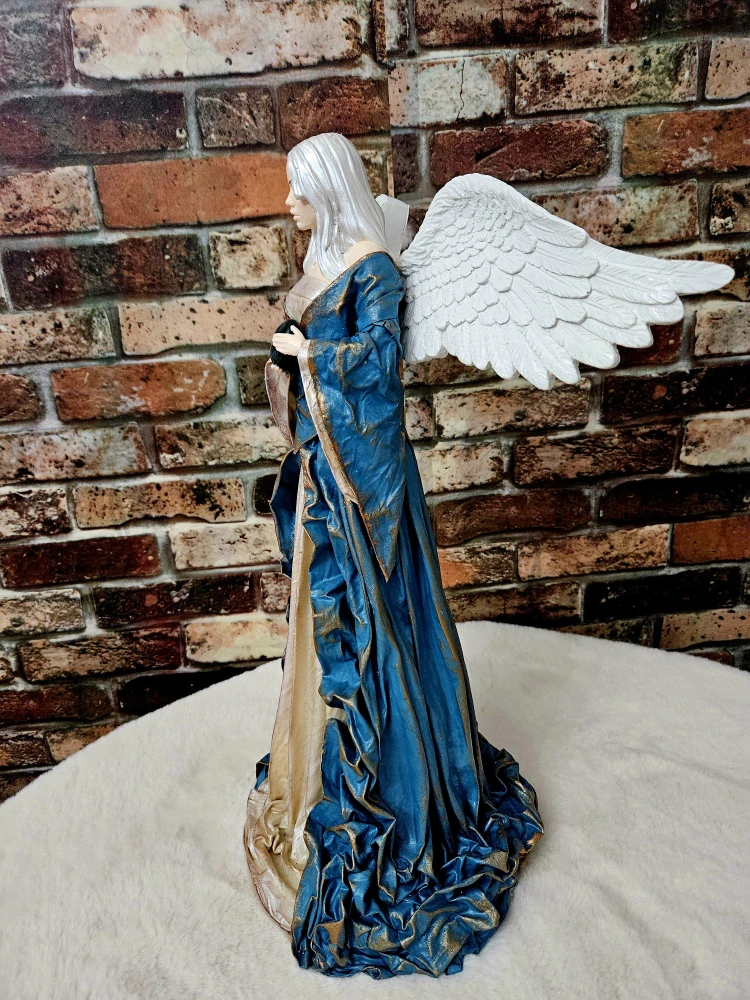 Andělka Gaia 50 cm s minerálem Achát mechový – Powertex