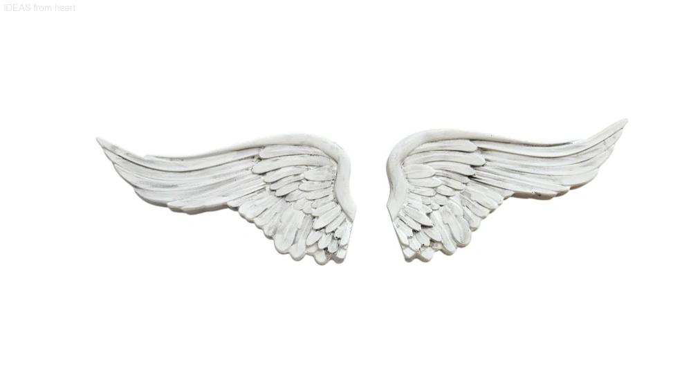 Vzpomínkový kámen pro mazlíčka s andělskými křídly – „Tvé tlapky zanechaly stopy v našem srdci“ - zlatý nápis