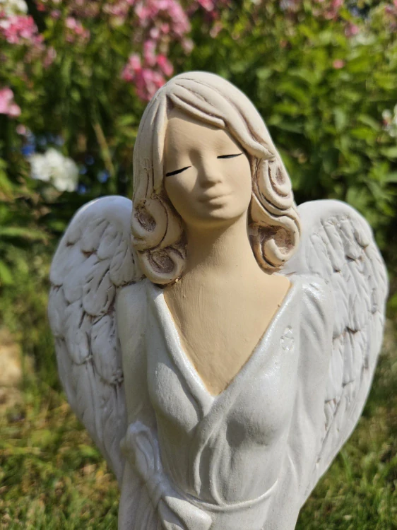 Andělka Kinga posel čistoty  v perleťových šatech - 42 cm - sádra