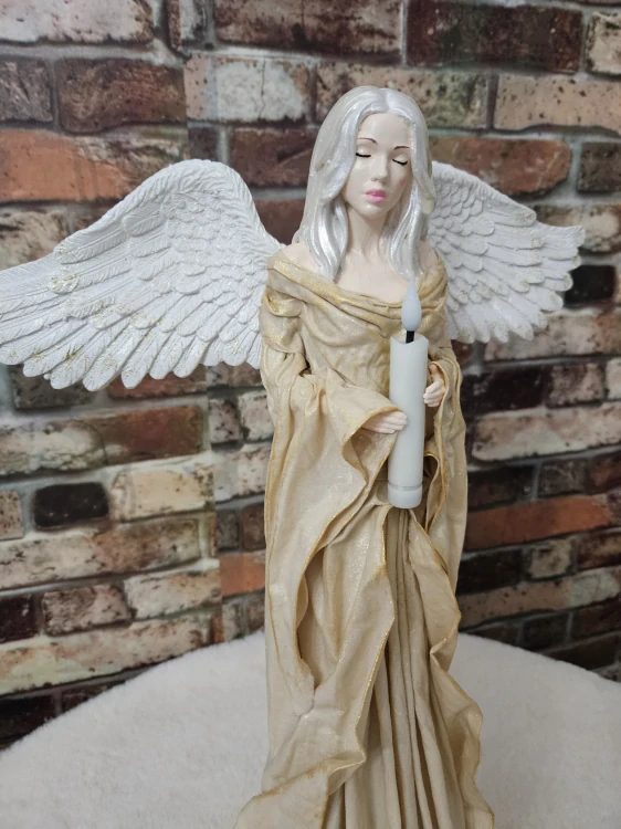 Andělka Světlana cca 50 cm – nositelka světla a naděje - Powertex