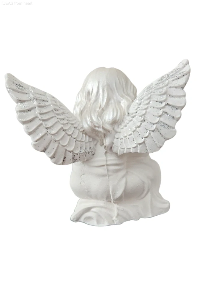Anděl mateřské lásky – Andělka držící v náručí dítě - sádrový odlitek s perletí, 8,5 cm