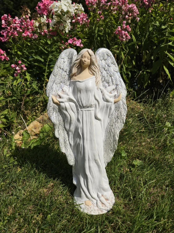 Andělka Gloria  strážkyně světla - 42 cm - bílá perleť - sádra