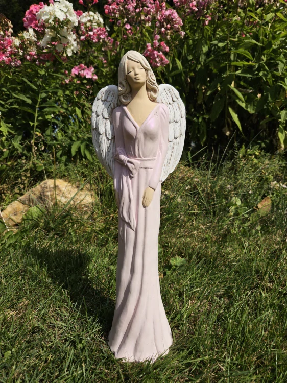 Andělka Kinga symbol něhy v perleťově růžových šatech - 42 cm - sádra