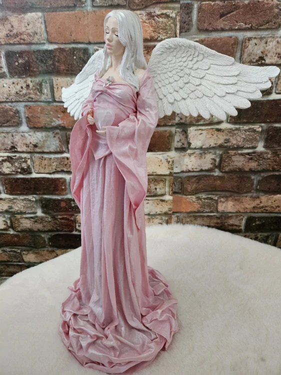 Andělka Rozálie s růženínovým srdcem – 50 cm – Powertex