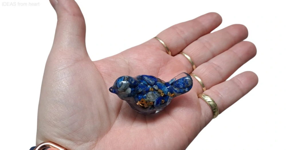  Orgonitový ptáček „Hlas duše a pravdy“ – s lapis lazuli