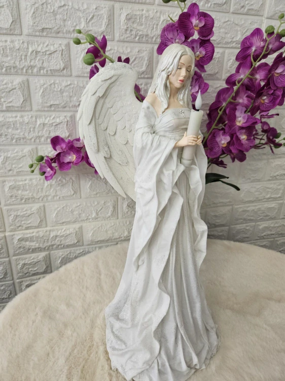 Andělka Klára 50 cm – anděl světla, dekorace do interiéru- Powertex