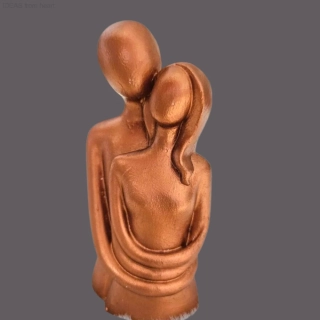 Objímající pár milenců měděný - jedno tělo jedna duše 12 cm - sádra