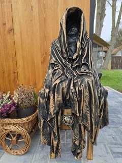 DUCH SEDÍCÍ- POUSTEVNÍK - Bronzová patina - Halloween - zahradní socha - Powertex