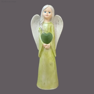 Andělka se srdcem ze zeleného avanturínu – ručně malovaná soška pro štěstí a harmonii  15,5 cm - sádra