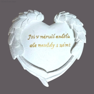 Vzpomínkové srdce s andělskými křídly – „Jsi v náručí andělů, ale navždy s námi“- zlaté písmo 