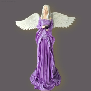 Andělka Viktorie s minerálem ametyst – 50 cm (křídla 41 cm) – Powertex