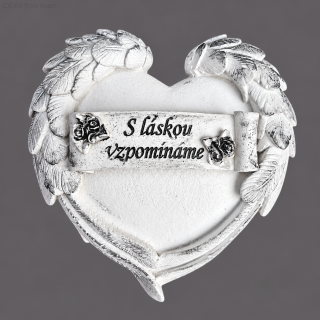 Vzpomínkové srdce s andělskými křídly – „S láskou vzpomínáme“